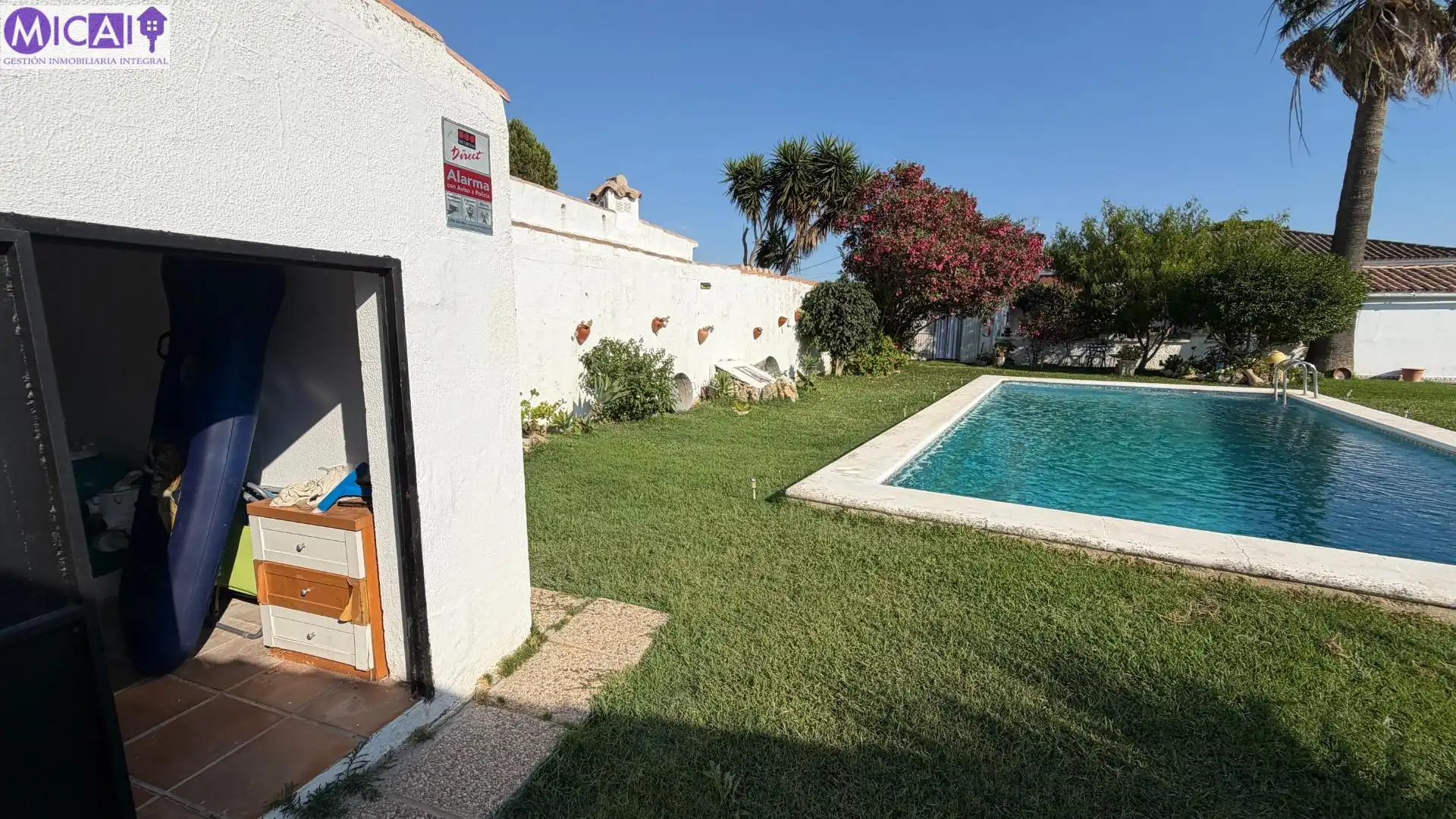Piscina de Casa o xalet en venda en Chiclana de la Frontera amb Jardí privat, Traster i Piscina