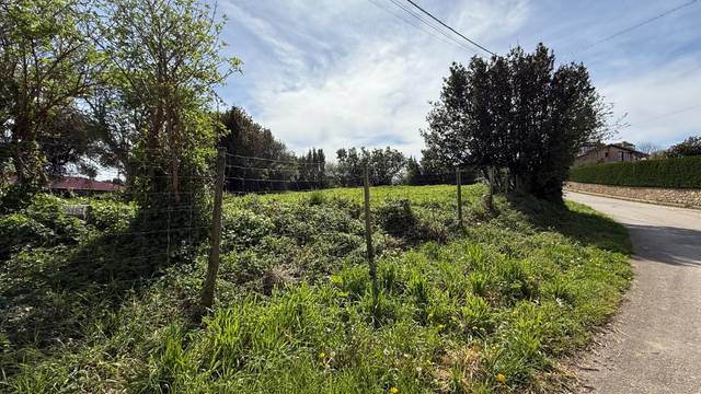 Terreno residencial en Venta en Barrio de los Valles en San Vicente de la Barquera