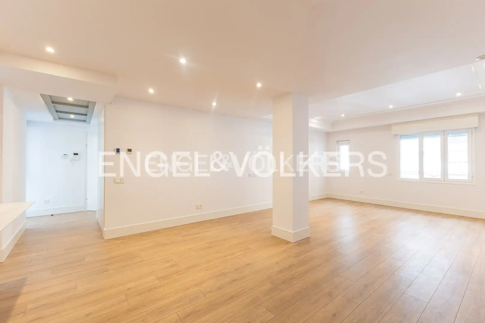Wohnung zum Verkauf in Madrid mit Klimaanlage, Heizung und Schwimmbad
