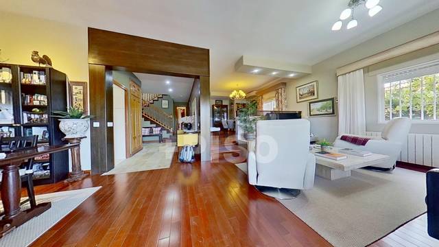 Casa-chalet en Venta en Calle Don Felipe de África en Pino Alto - Navarredonda