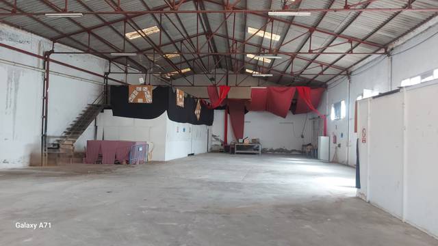 Nave industrial en Alquiler en Albatera