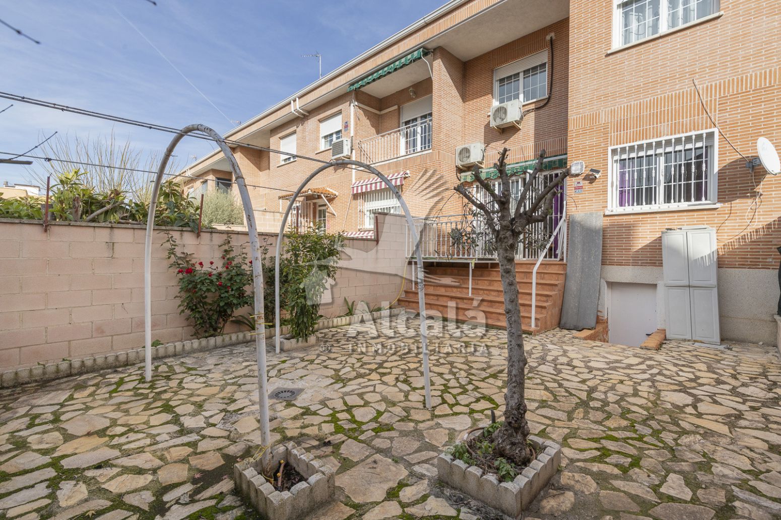 Garden of House or chalet for sale in Loeches  with Air Conditioner, Heating and Private garden