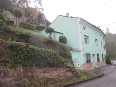 Maison avec balcon à vendre à Vegadeo