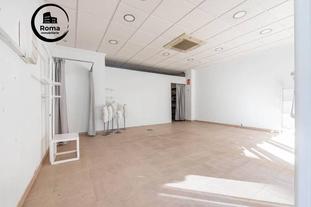 Local comercial en Venta en Calle Real en Las Tres Cruces