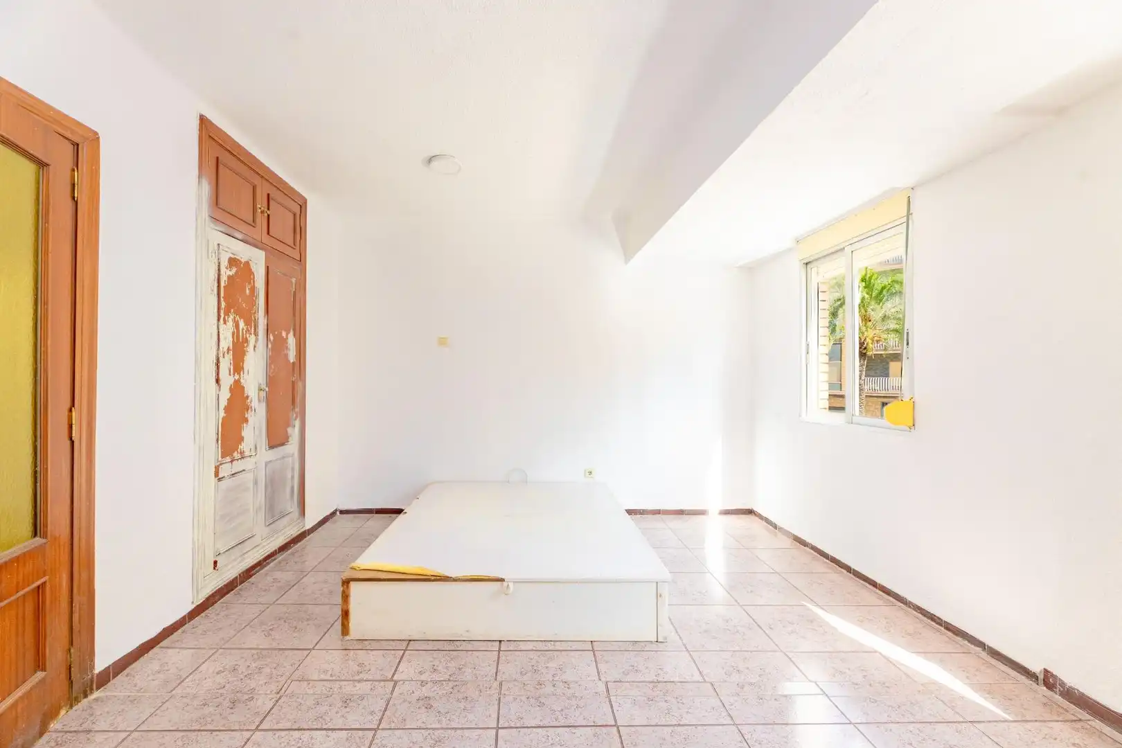 Flat for sale in Alboraya  with Air Conditioner and Alarm