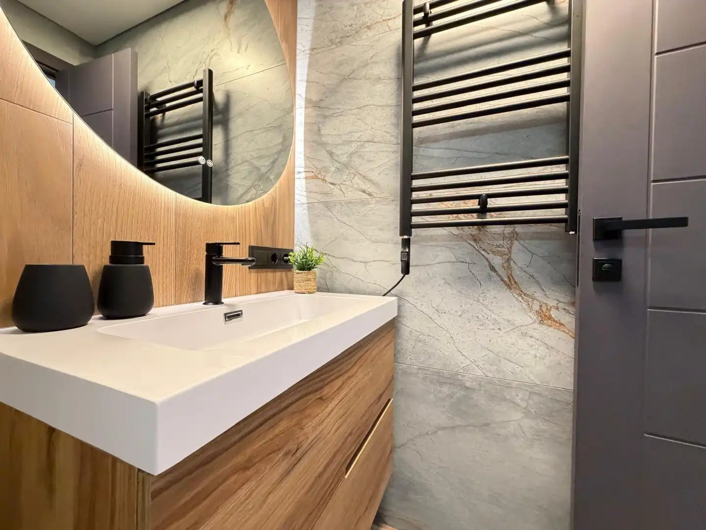 Bathroom of Houses for sale in Torrevieja  with Air Conditioner, Heating and Private garden