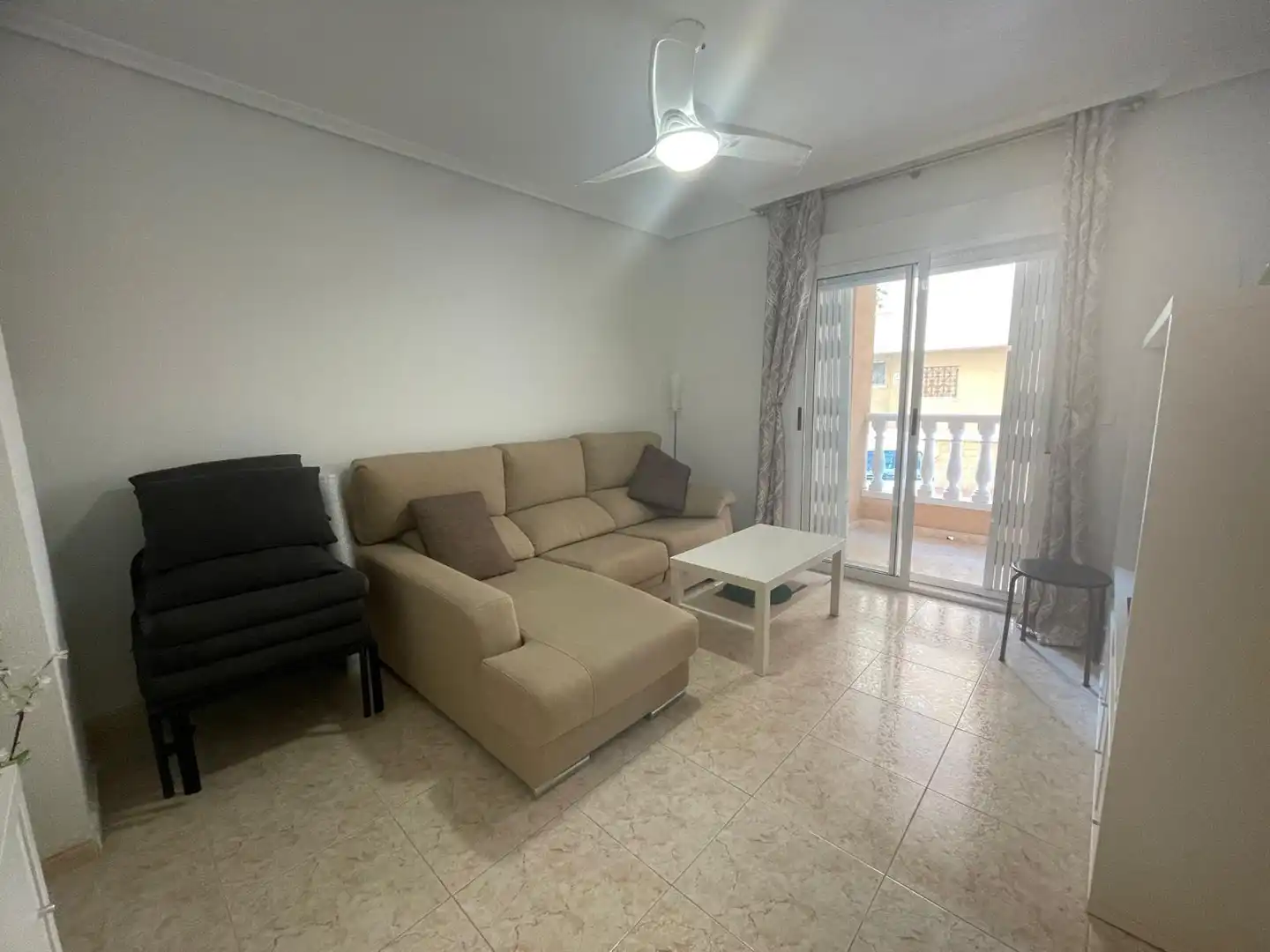 Sala de estar de Apartamento en venta en Las Viñas