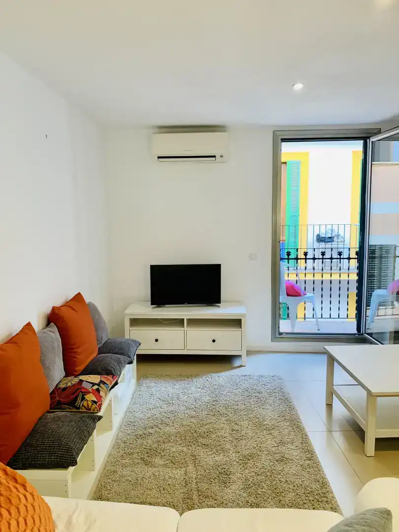Living room of Flat for rent in  Palma de Mallorca  with Air Conditioner and Balcony