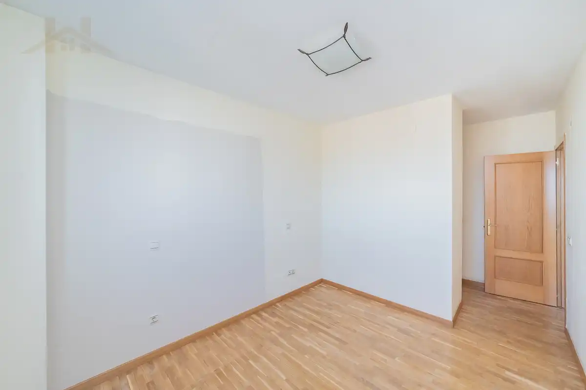 Ático en venta en Arroyomolinos (Madrid) con Aire acondicionado, Calefacción y Jardín privado