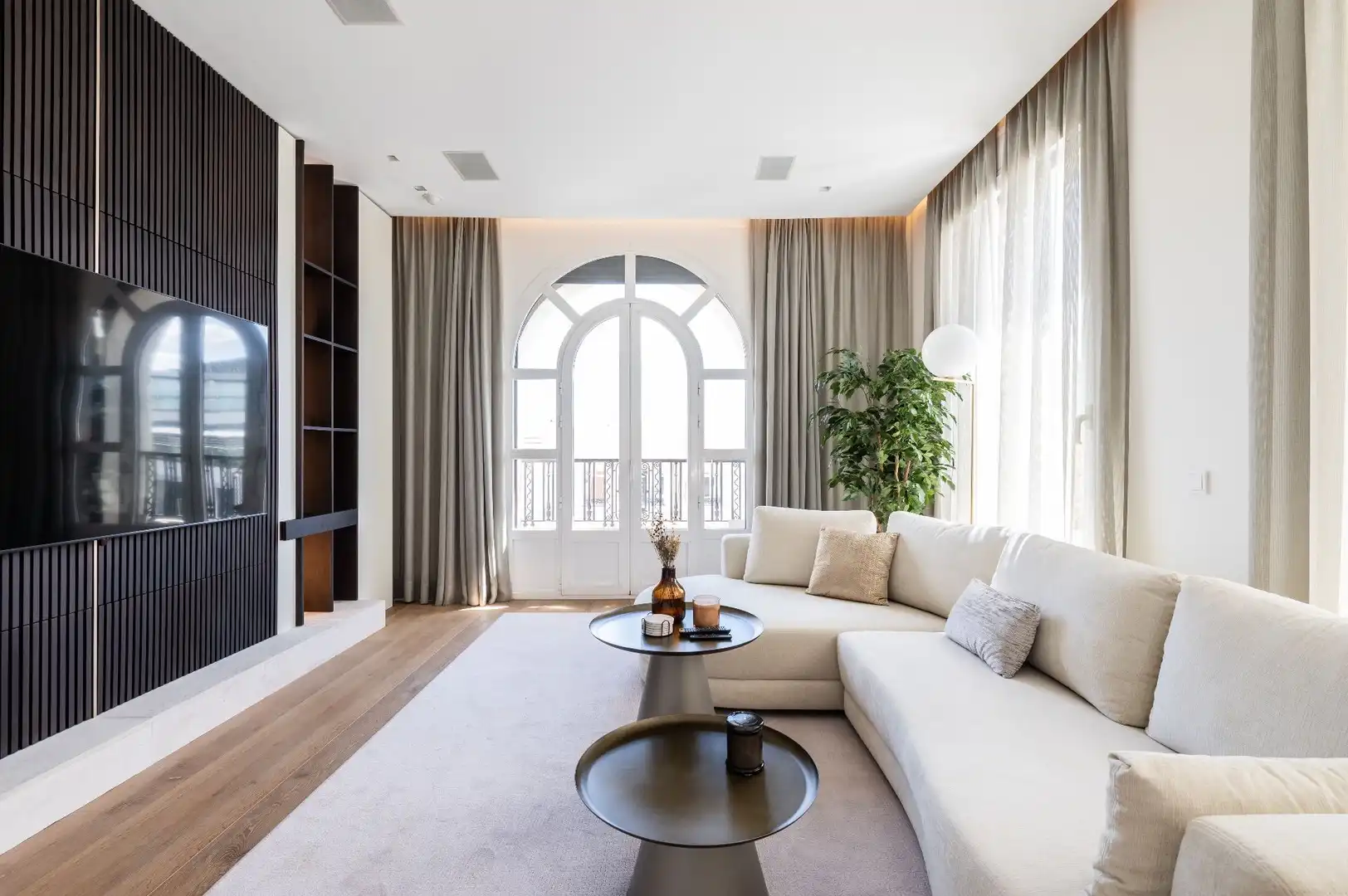 Living room of Attic for rent in Madrid  with Air Conditioner, Heating and Terrace