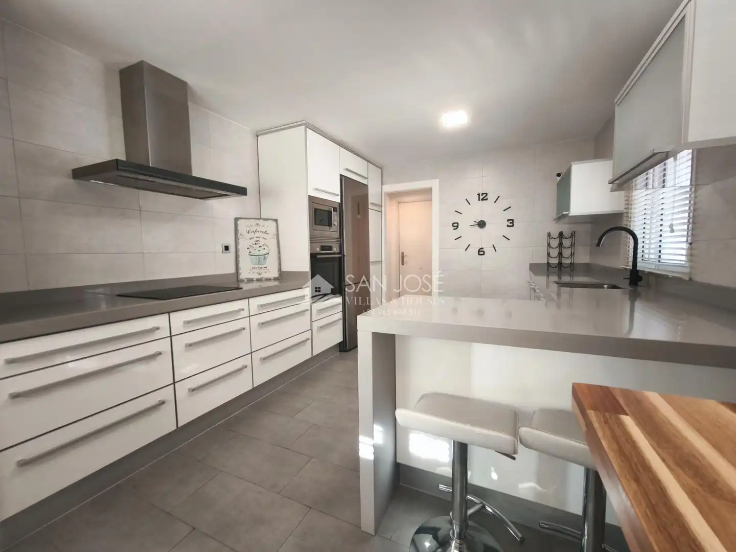 Houses for sale in Aspe, Alicante