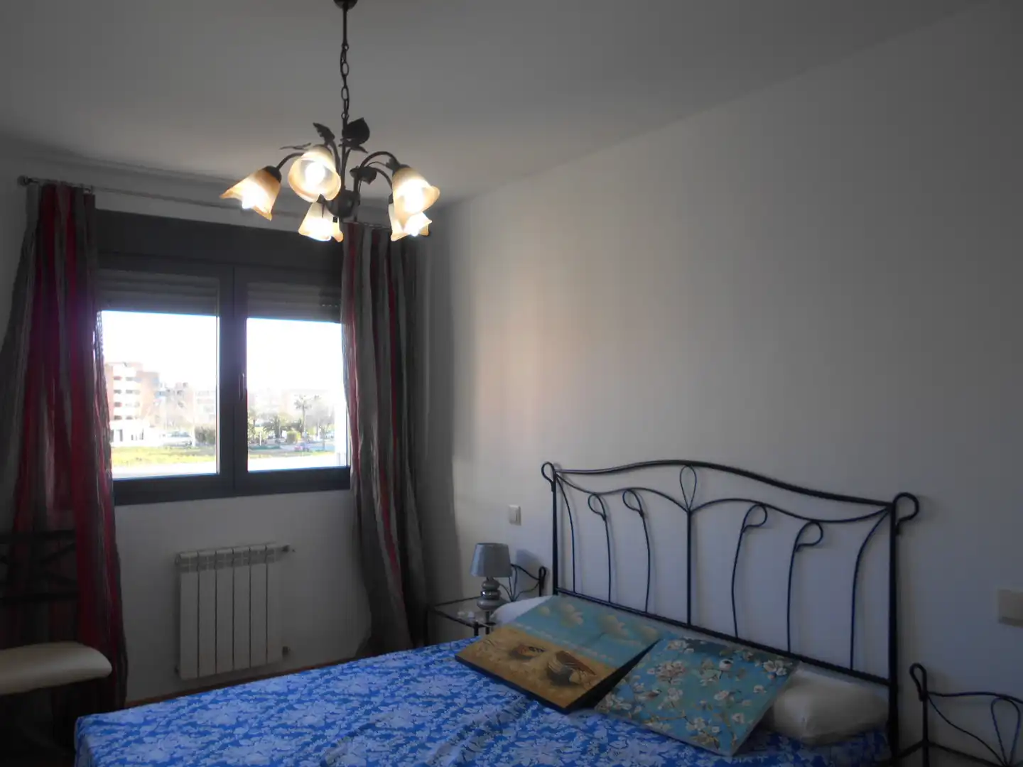 Bedroom of Apartments for sale in Ciudad Real  with Air Conditioner, Heating and Parquet flooring