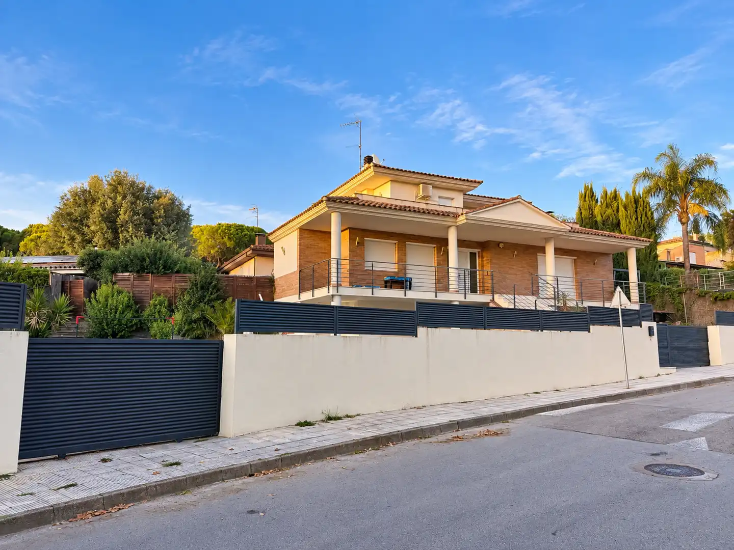 Villa con terrazza in vendita a Carrer de Ramon Muntaner
