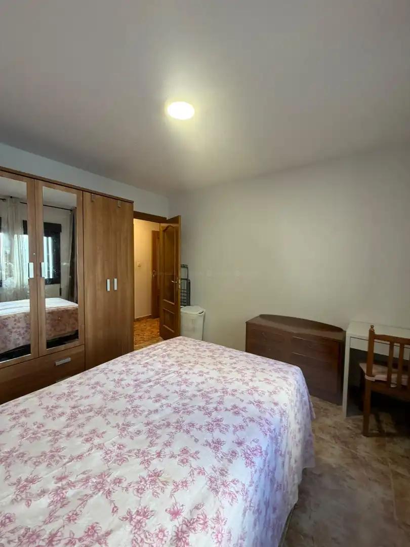 Bedroom of Flat for sale in Gijón   with Heating and Parquet flooring