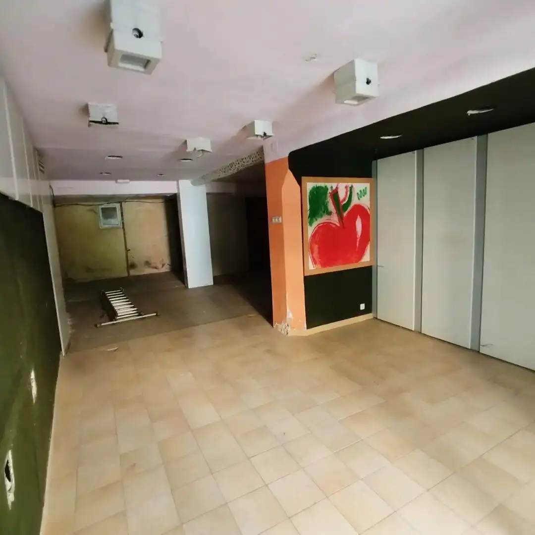 Local commercial à vendre à de Berga, imagen 2