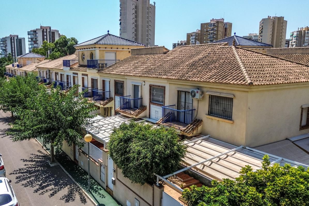Casa adosada en venda a C. Francisco Quevedo, 6, Campoamor