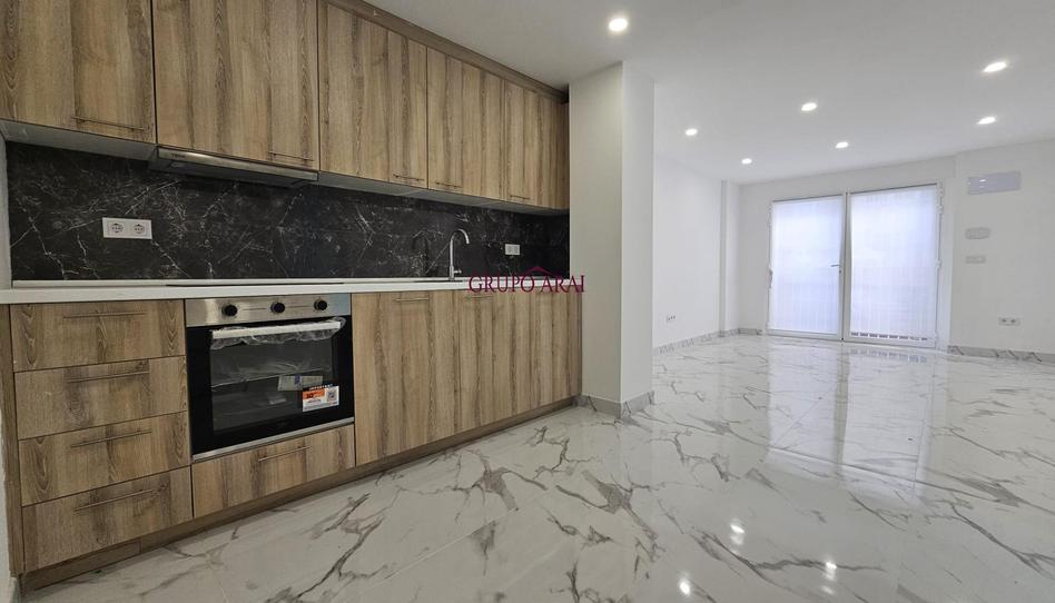 Foto 1 de Planta baixa en venda a Calle Callosa de Segura, Playa de los Náufragos, Alicante