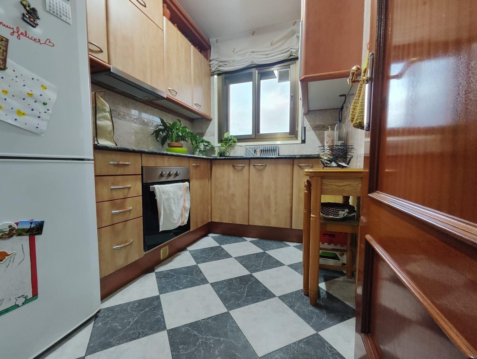 Cuina de Pis en venda en Montmeló amb Aire condicionat, Calefacció i Terrassa