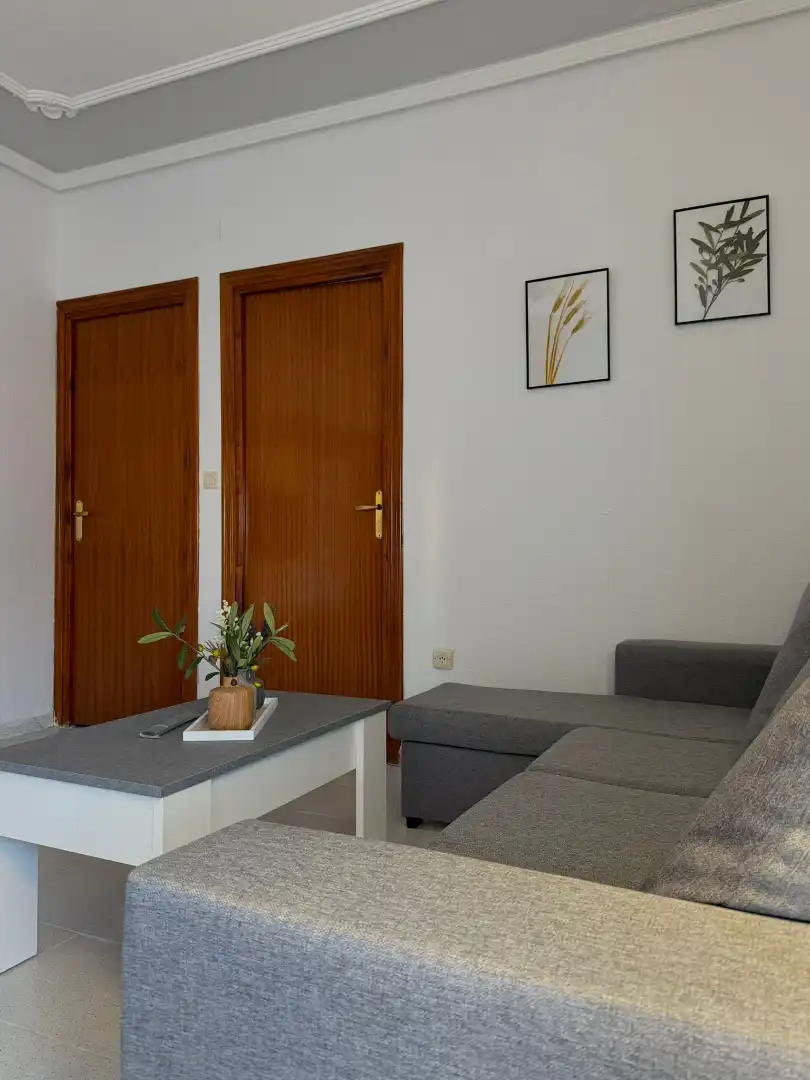 Habitación de Piso en venta en Castuera con Amueblado, Horno y Lavadora