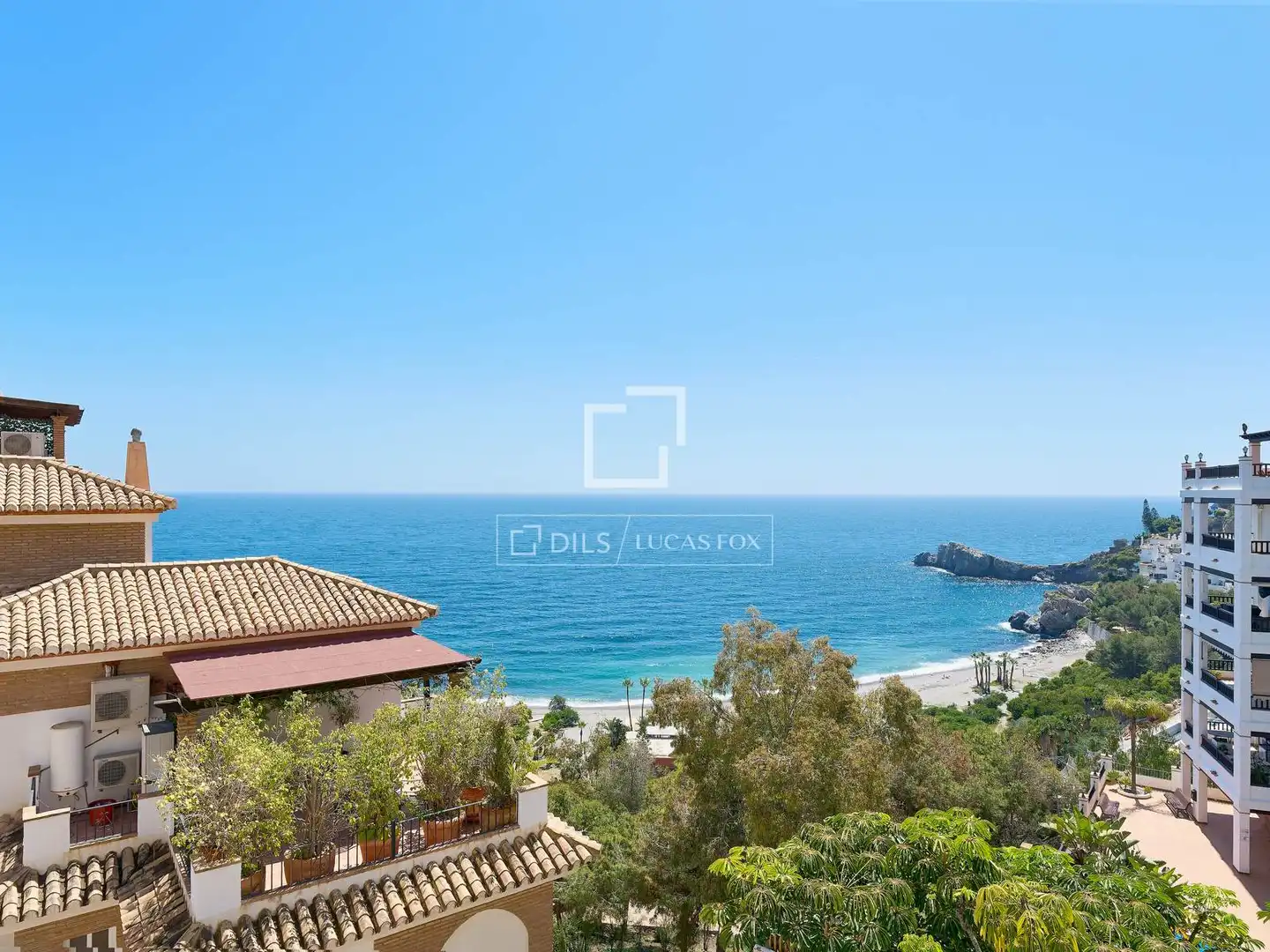 Exterior view of Flat for sale in Almuñécar  with Air Conditioner, Terrace and Swimming Pool