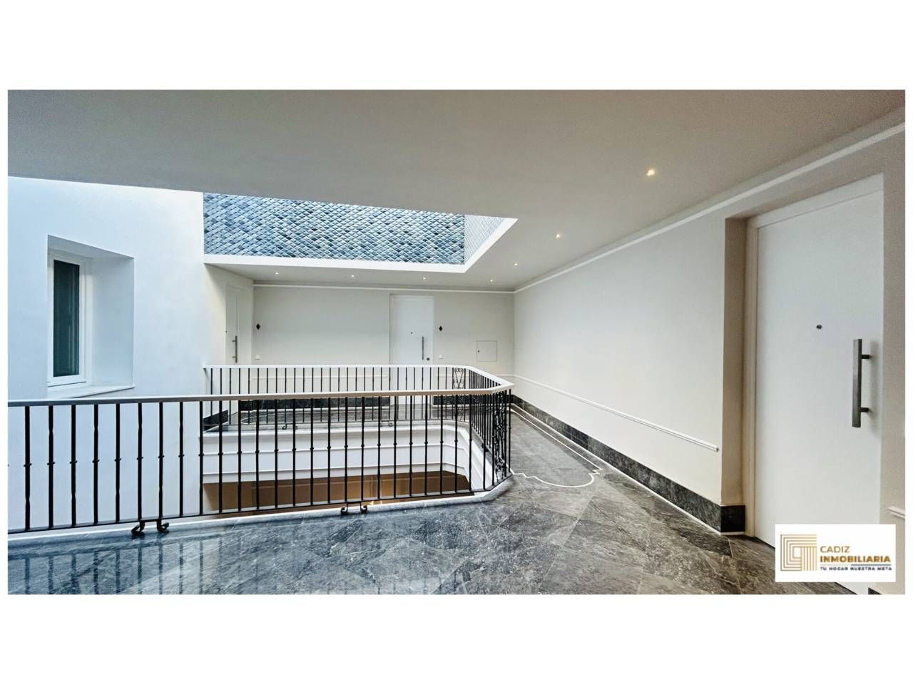 Flat for sale in  Cádiz Capital  with Air Conditioner and Balcony