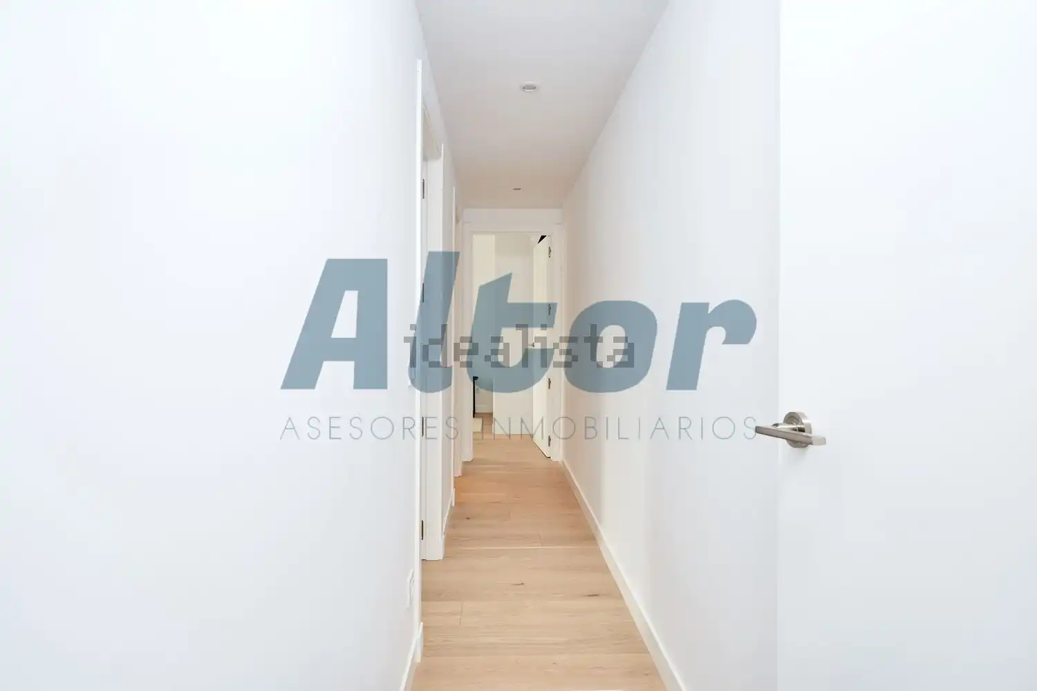 Flat for rent in DE CONCHA ESPINA, El Viso