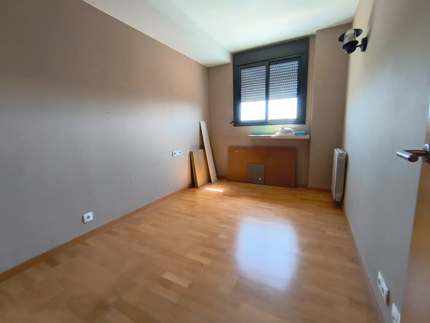 Dormitori de Pis en venda en Sabadell amb Aire condicionat, Calefacció i Parquet