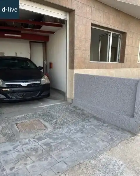 Aparcament de Casa adosada en venda en Arucas amb Terrassa i Balcó