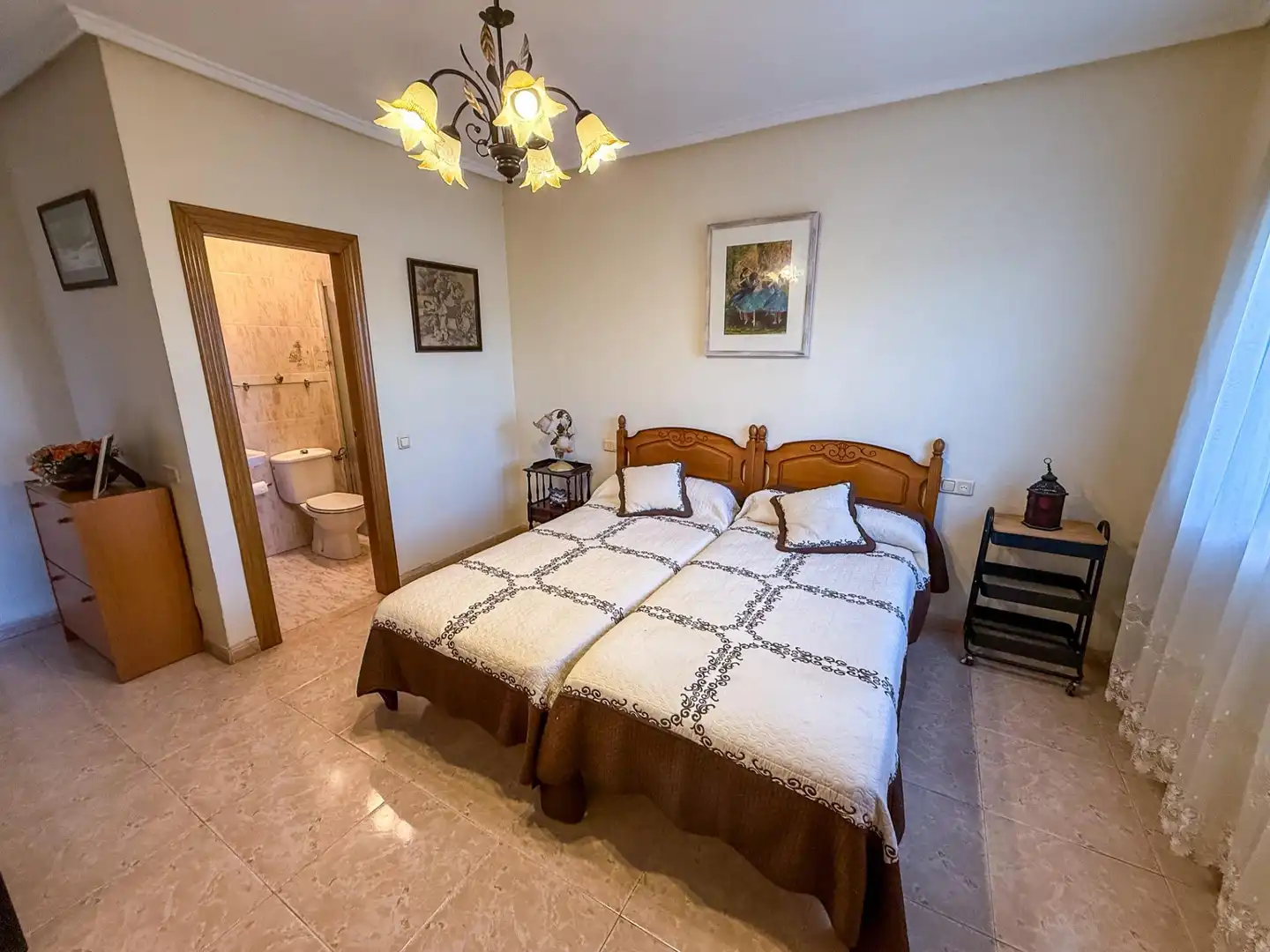 Semi-detached house with pool for sale in SALVADOR DALI, imagen 14