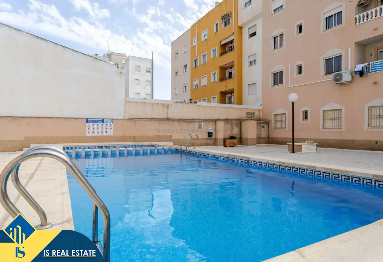 Àtic amb piscina en venda a Centro