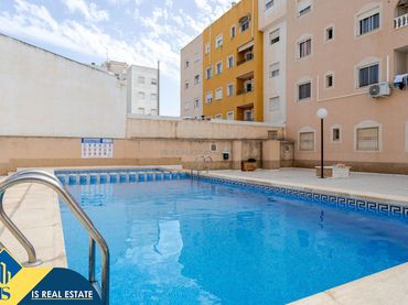 Penthouse with pool for sale in Centro