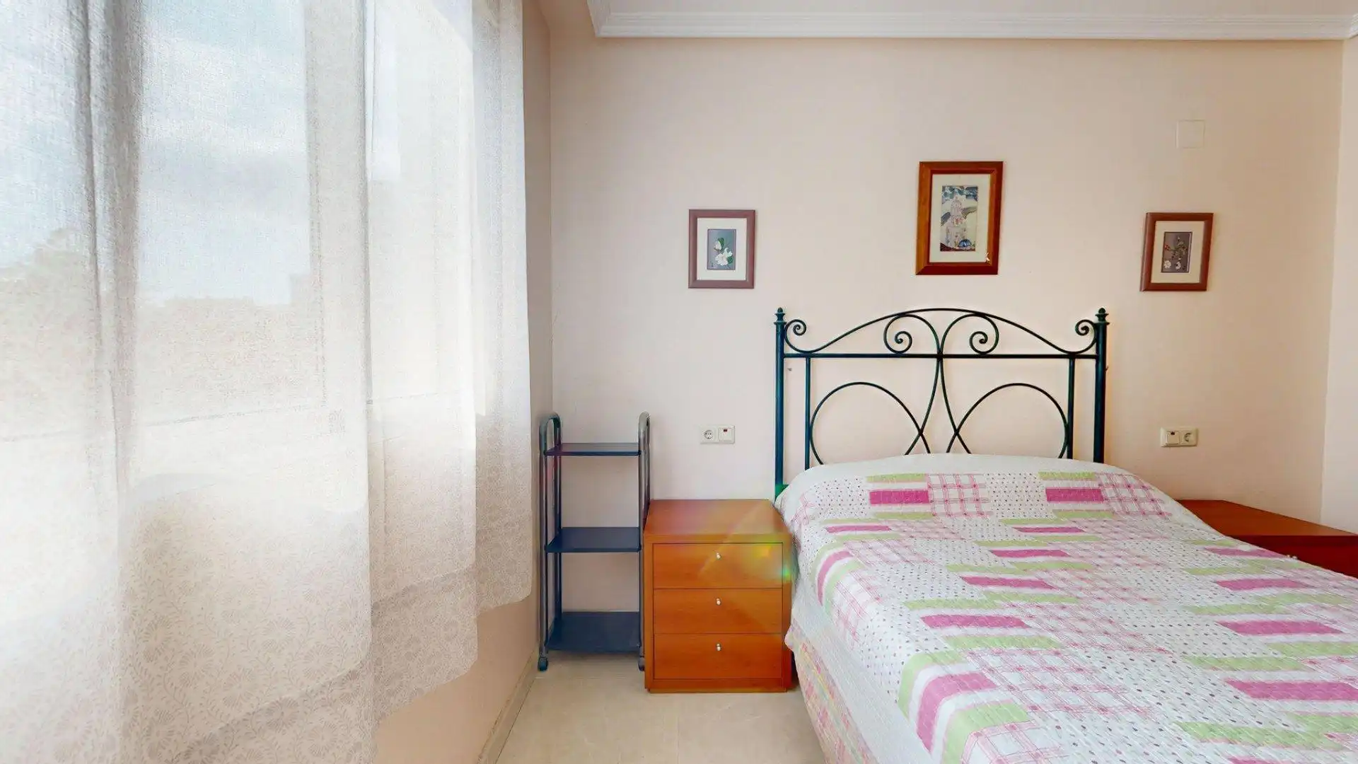 Apartamento en venta en Calle GIJON, Ciutat Esportiva
