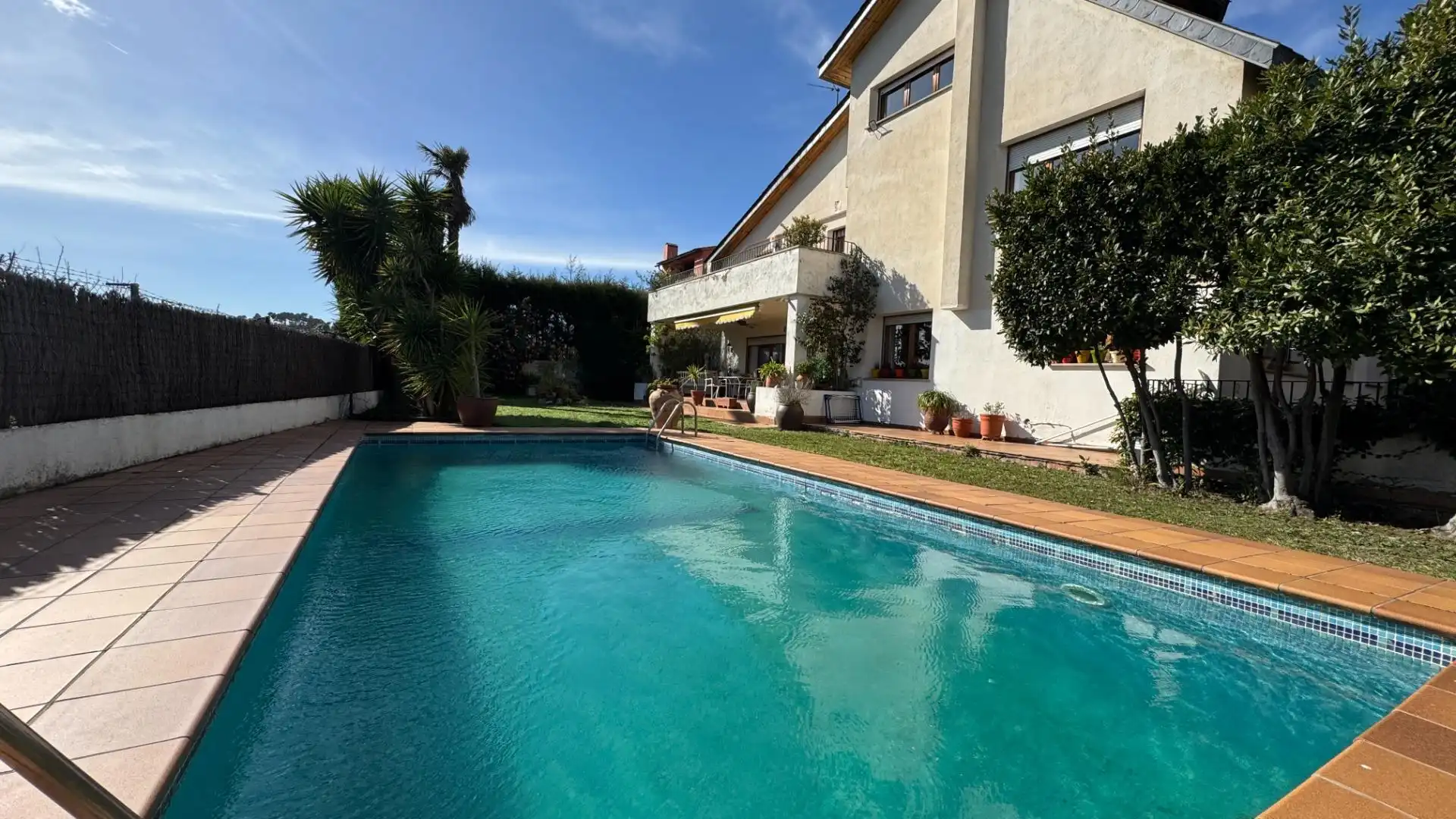 Swimming pool of Houses for sale in Sant Cugat del Vallès  with Heating, Private garden and Parquet flooring
