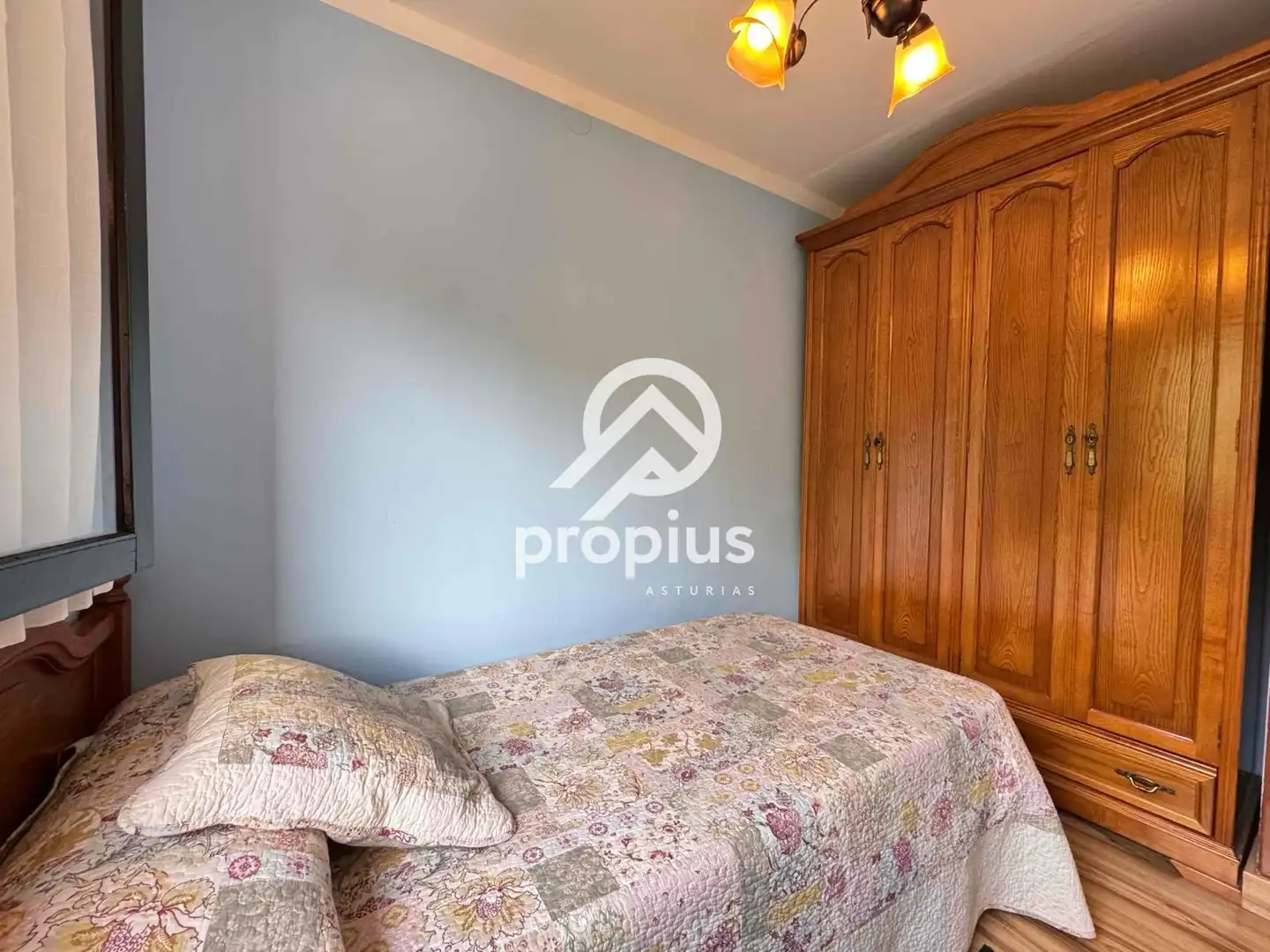 Habitación de Casa o chalet en venta en Parres con Calefacción, Jardín privado y Parquet
