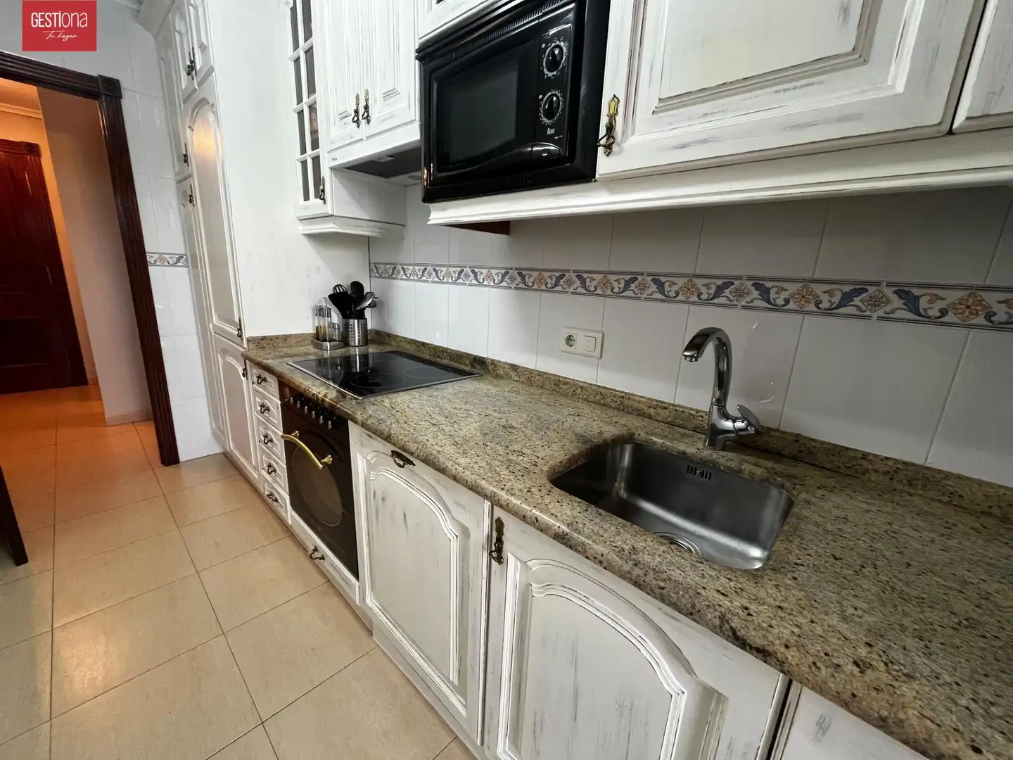 Cocina de Apartamento en venta en Noja con Calefacción, Terraza y Amueblado