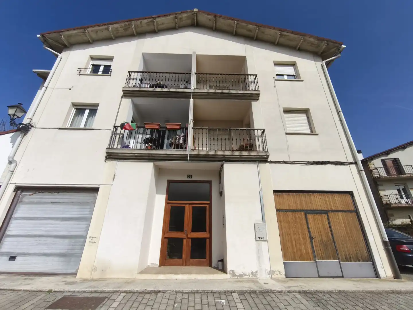 Vista exterior de Piso en venta en Ziordia con Terraza, Amueblado y Balcón