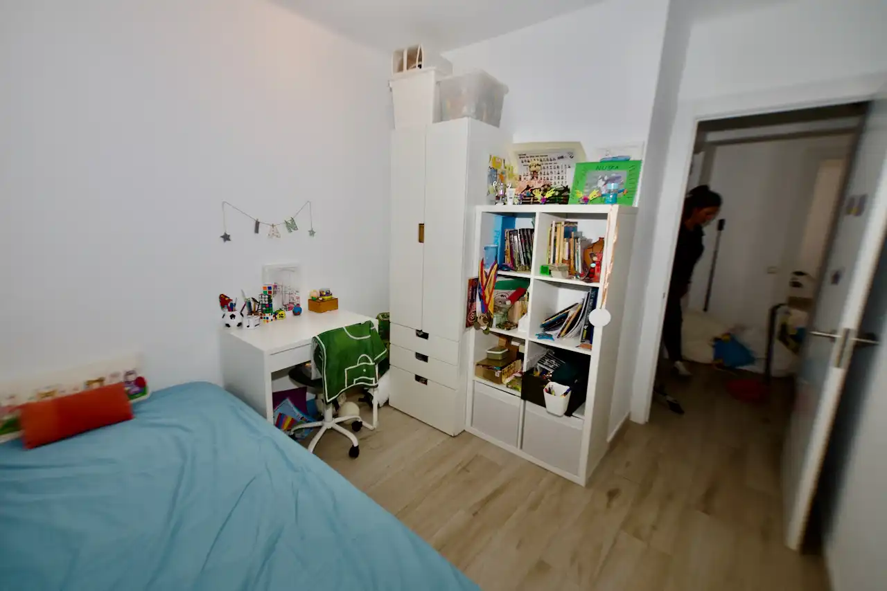 Schlafzimmer von Wohnung zum Verkauf in Terrassa mit Klimaanlage, Heizung und Parkett