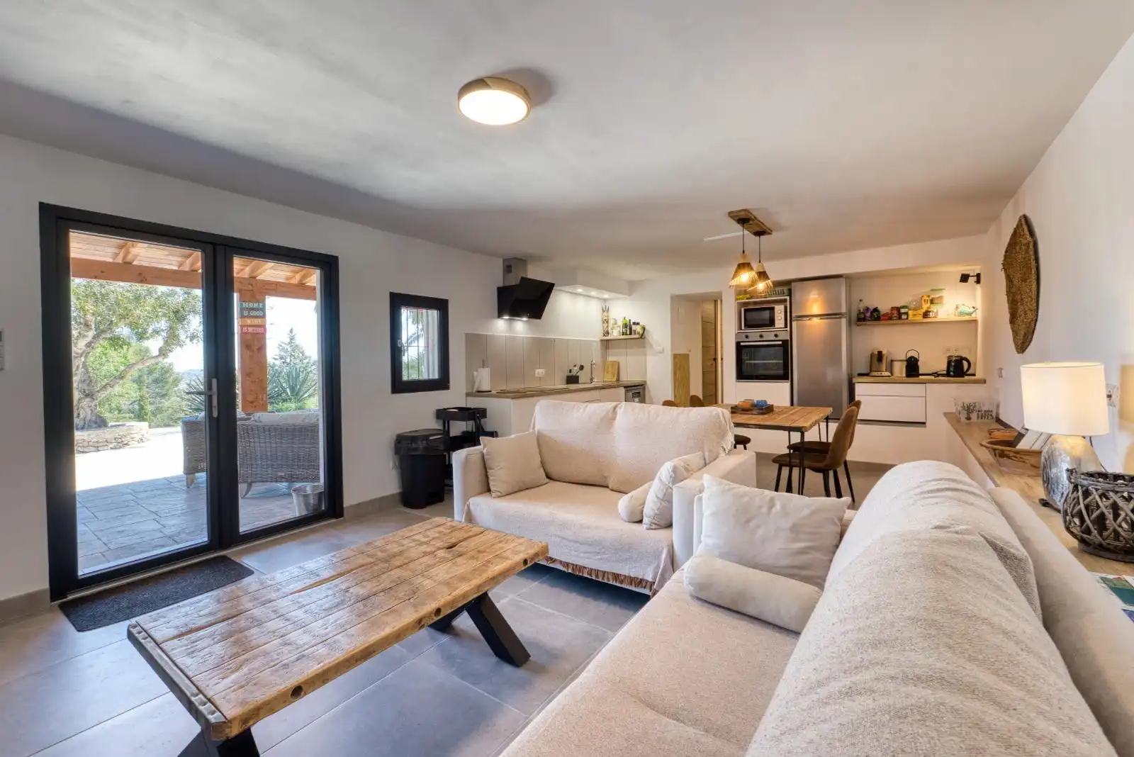 Sala d'estar de Casa o xalet en venda en Benissa amb Aire condicionat, Jardí privat i Piscina
