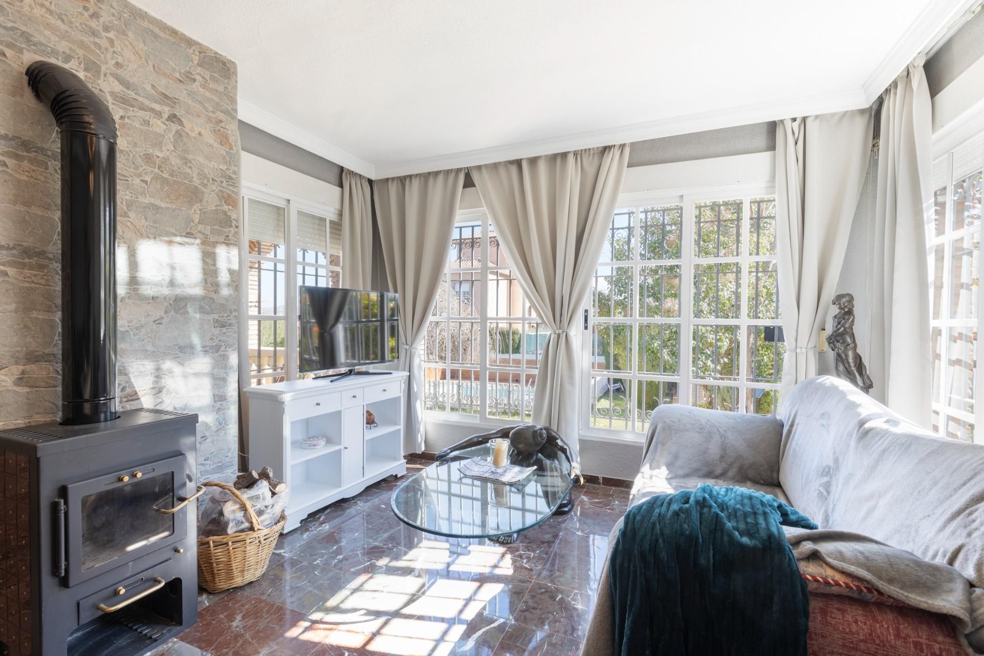 House or chalet for sale in Calle TIRSO DE MOLINA, 17, La Zubia Ciudad