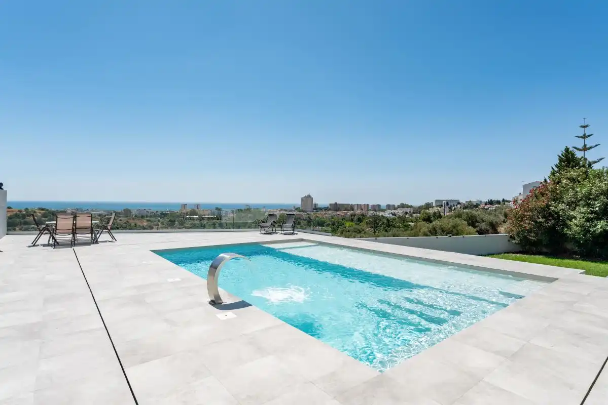 Swimming pool of Houses for sale in Málaga  with Air Conditioner, Heating and Private garden