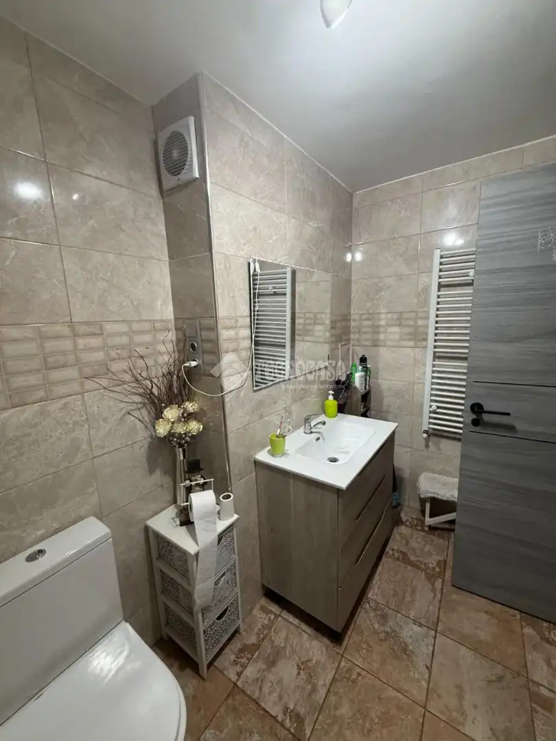 Baño de Piso en venta en Madrid con Aire acondicionado, Calefacción y Terraza