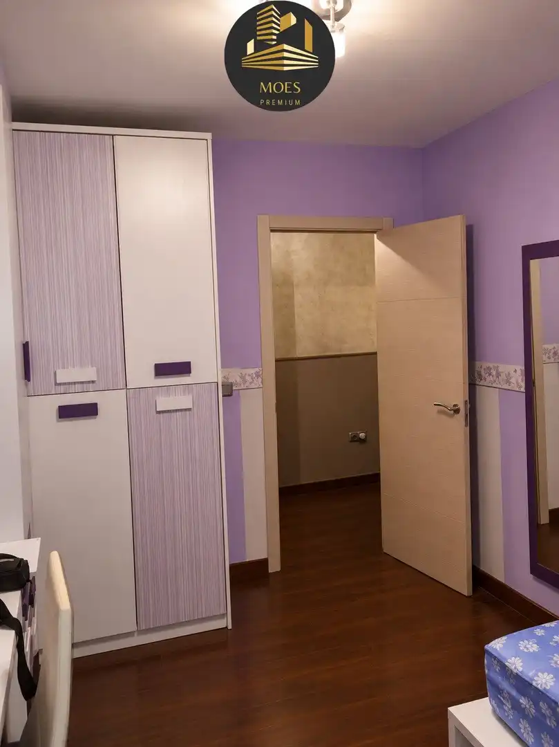 Bathroom of Flat for rent in Jaén  with Air Conditioner and Parquet flooring