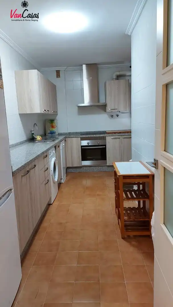 Àtic de lloguer a Calle Ruiz Zorrilla, Bajadilla - Fuente Nueva