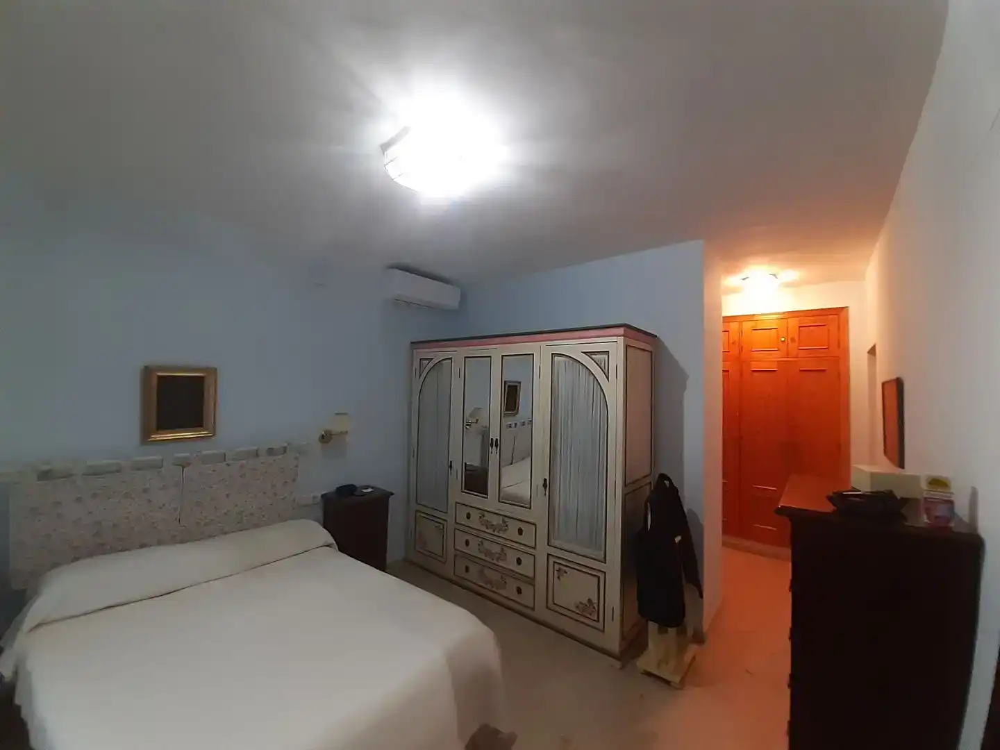 Dormitori de Casa o xalet en venda en Espartinas amb Aire condicionat, Jardí privat i Traster