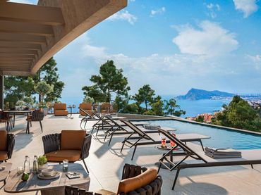 Detached house with pool for sale in Altea Hills