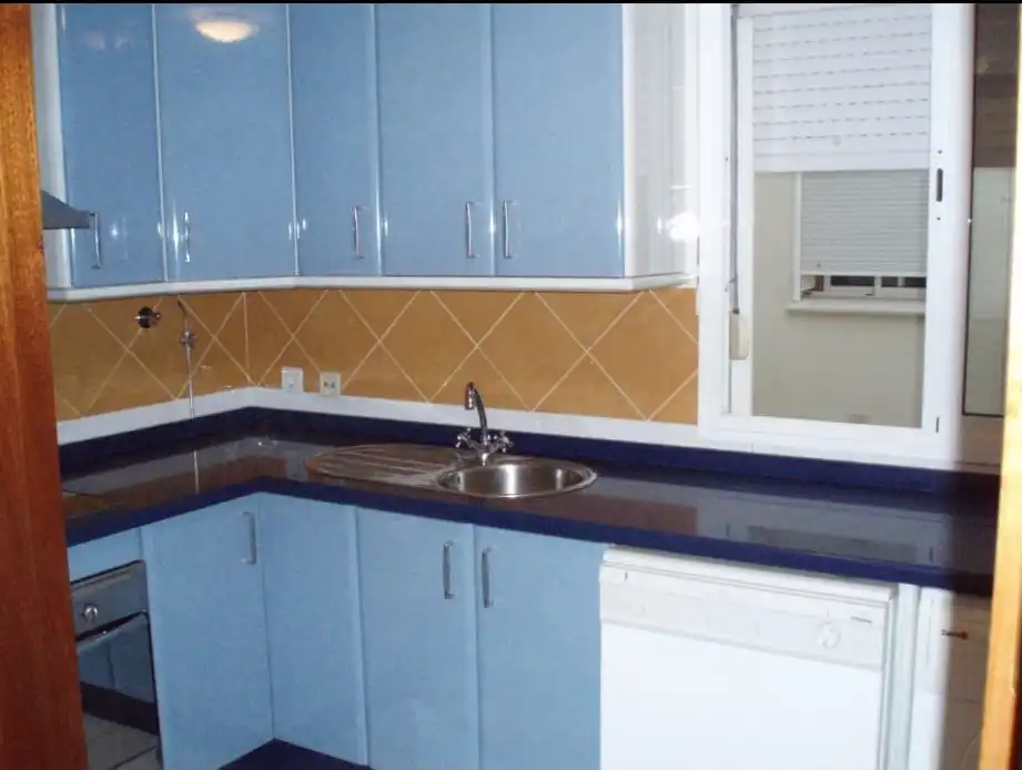 Flat with terrace for sale in Calle Mercedes de Velilla, imagen 4