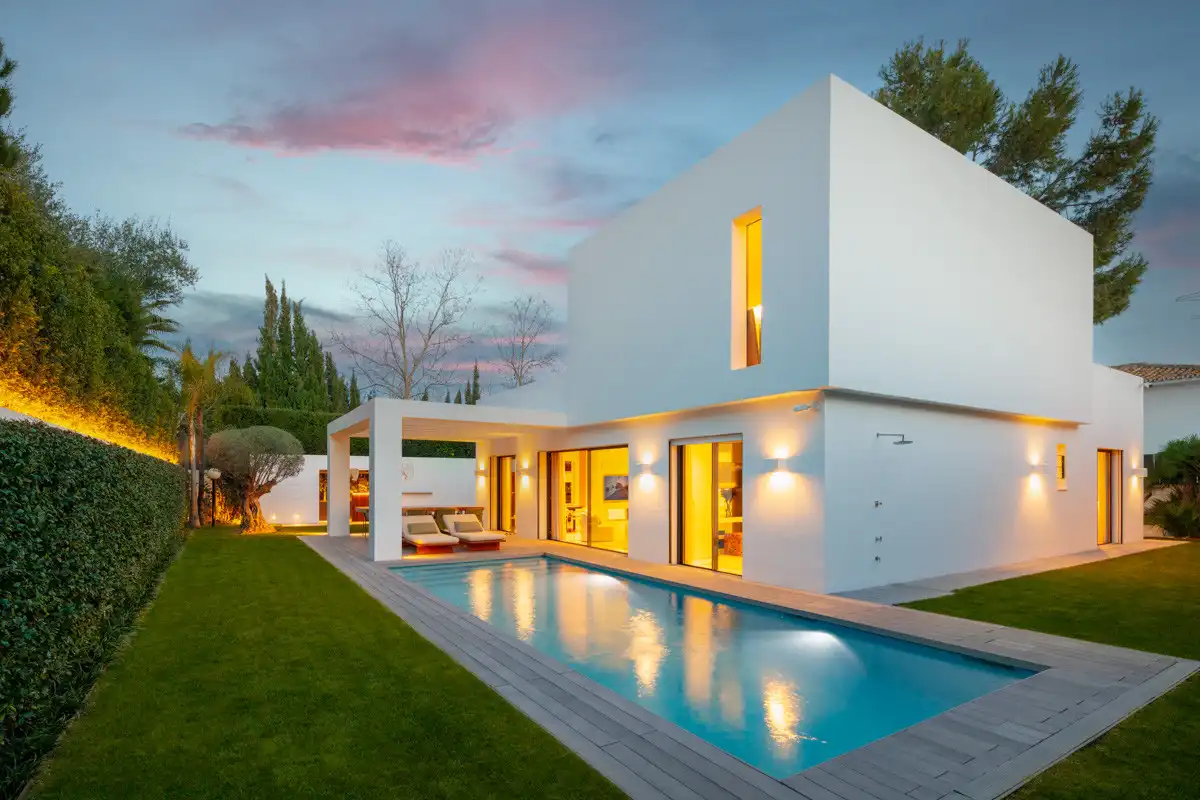 House with pool for sale in San Pedro de Alcántara