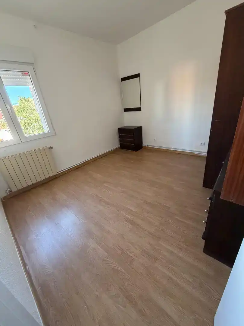Wohnung zur Miete in Calle de Nicolás Usera, 111, Almendrales
