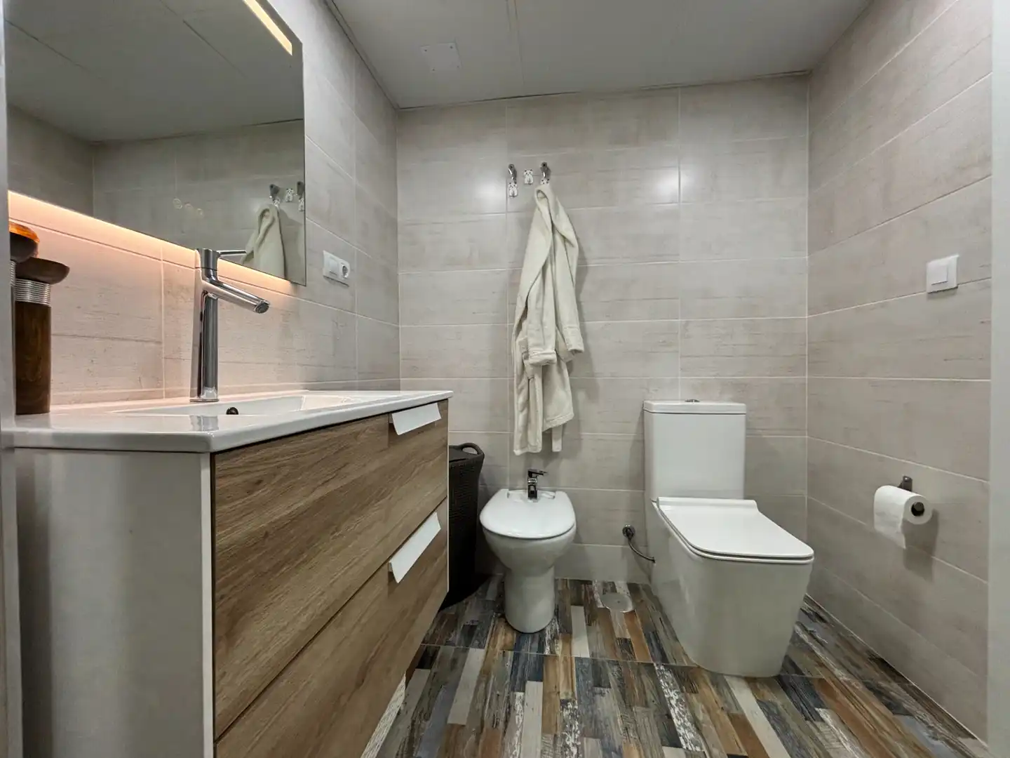 Bathroom of Flat for sale in Burriana / Borriana  with Air Conditioner, Storage room and Furnished