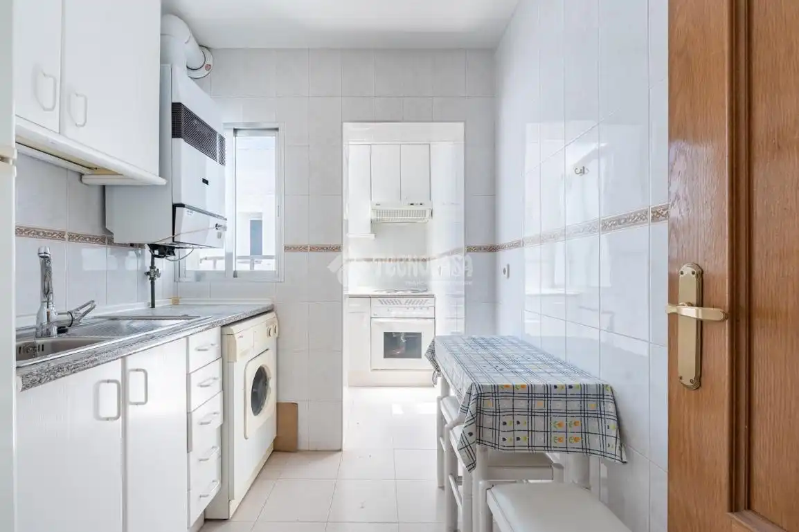 Schlafzimmer von Wohnung zum Verkauf in Madrid